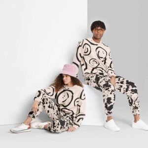 Wild Fable ™ Off White Smiley Face Oversized Sweatshirt -Brand New With Tags